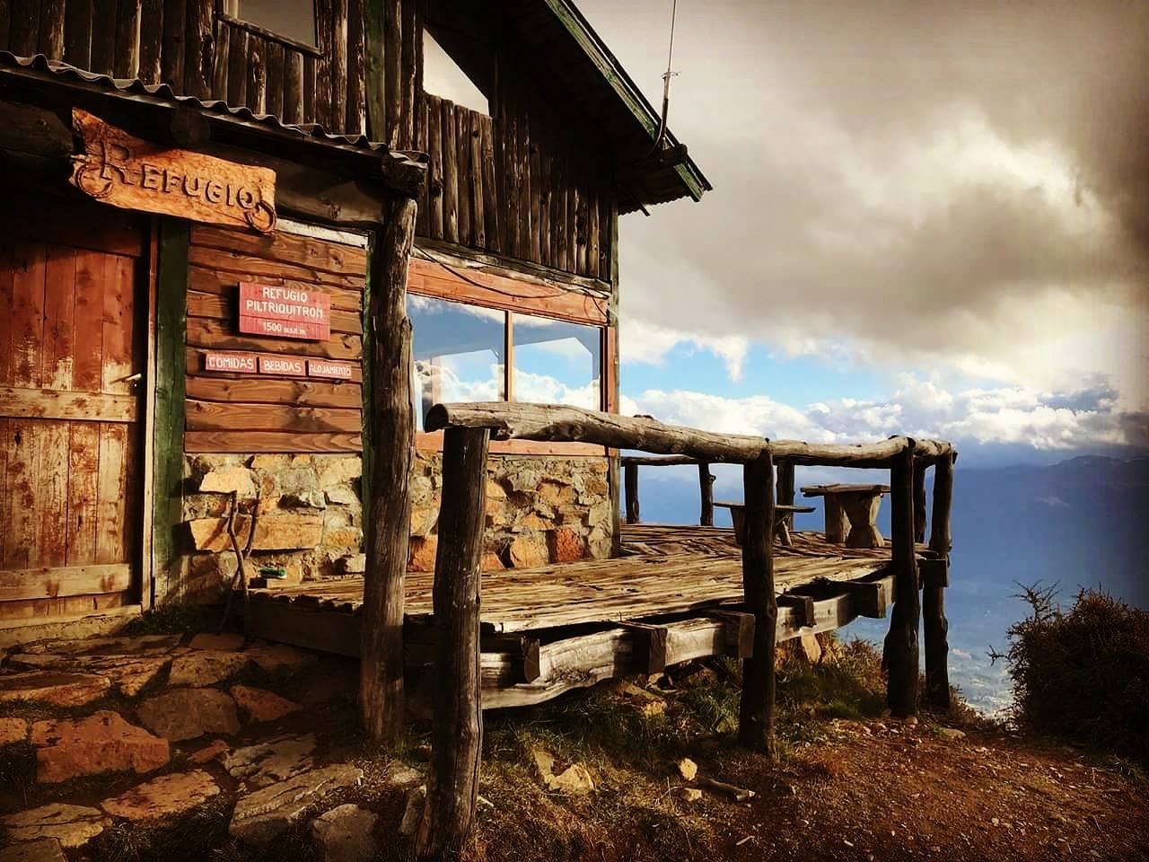 REFUGIO PILTRIQUITRÓN El Bolsón Trekking